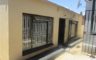 3 Bedroom House in Alexandra
