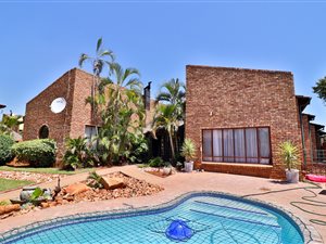 4 Bed House in Karen Park