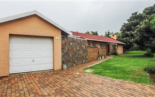 3 Bedroom House in Highway Gardens