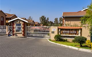 2 Bedroom Apartment in Buccleuch