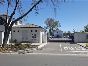 2 Bed Apartment in Durbanville Central