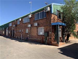 801 m² Industrial space in Gateway Industrial Park