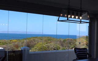 3 Bedroom Apartment in Eastcliff