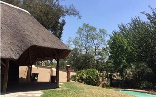 2 Bedroom Townhouse in Maroeladal