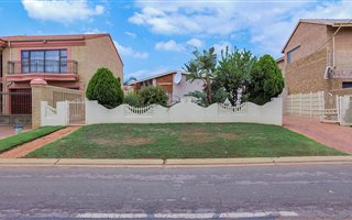 3 Bedroom House in Lenasia