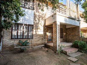 3 Bed Townhouse in Grahamstown Central