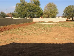 1143 m² Land available in Newcastle Central