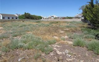 881 m² Land available in Country Club