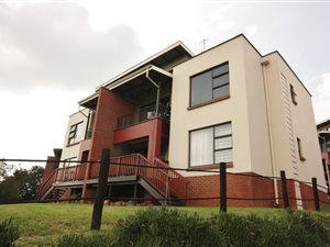 2 Bed Apartment in Glenvista
