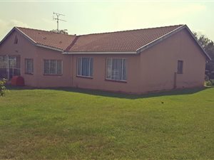 1.5 ha Farm in Krugersdorp Central