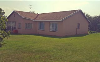 1.5 ha Farm in Krugersdorp Central