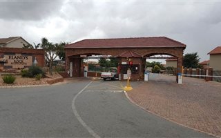 3 Bedroom Townhouse in Southcrest