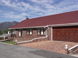 5 Bedroom House in Villiersdorp