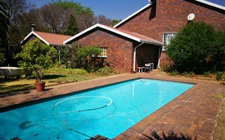 4 Bedroom House in Alberante