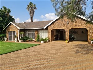 1.7 ha Farm in Benoni CBD