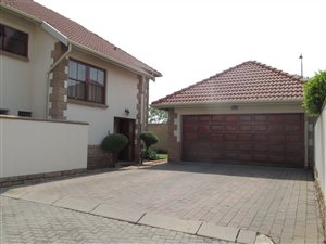 3 Bed Duplex in Eldoglen