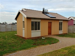 2 Bed House in Vosloorus