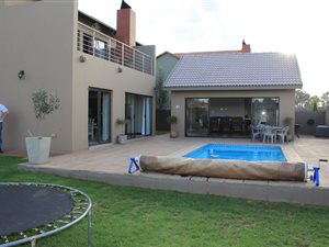 4 Bedroom House in Raslouw Glen