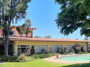 5 Bed House in Panorama