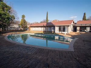 4 Bed House in Irene Park