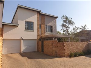 3 Bed House in Oukraal Estate