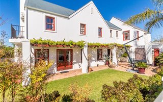 3 Bedroom House in De Zalze