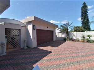 5 Bed House in Arboretum