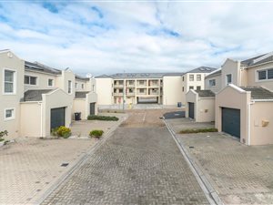 2 Bed Apartment in Ottery