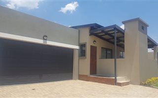 3 Bedroom Townhouse in Ben Fleur