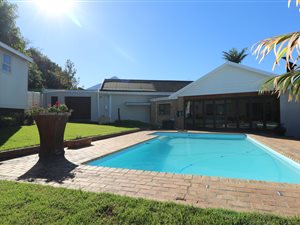 4 Bed House in Denver Park