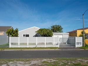 3 Bed House in Ottery