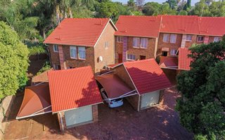 3 Bedroom Duplex in Monument Park