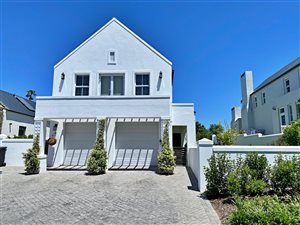 4 Bed House in Vlottenburg