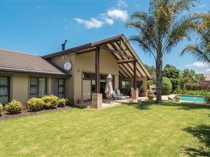 4 Bed House in Blanco