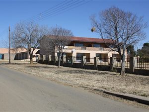 Commercial space in Deneysville