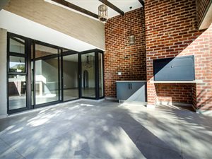3 Bed House in Lynnwood Glen