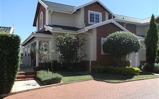 3 Bedroom Duplex in Mt Edgecombe Estate 1 & 2