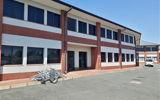 187 m² Commercial space in Hilton