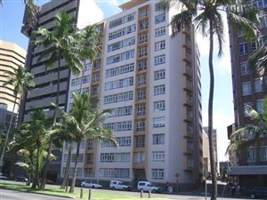1.5 Bed Apartment in Esplanade