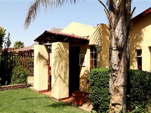 3 Bed House in Quellerie Park