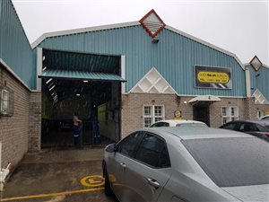 581 m² Industrial space in Blackheath