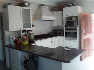 2 Bed Garden Cottage in Arboretum