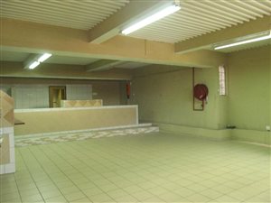 1100 m² Commercial space in Umbilo