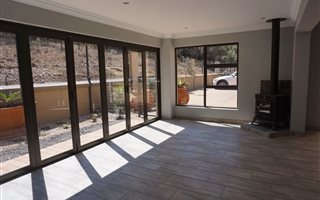 4 Bedroom House in Xanadu