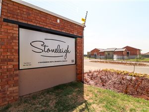 2 Bed Apartment in Helderwyk