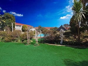 2 Bed Townhouse in Haddon