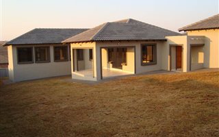 3 Bedroom House in Modelpark