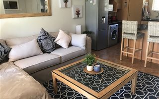2 Bedroom Apartment in Bryanston