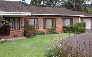 3 Bedroom Simplex in Chase Valley