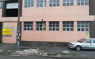 260 m² Commercial space in Jacobs